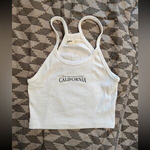 Pull&bear White California Tank Top - crop top size S (it fits Xs )